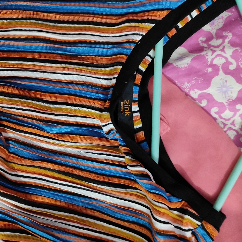 Zink London Top - Picture 6 of 6